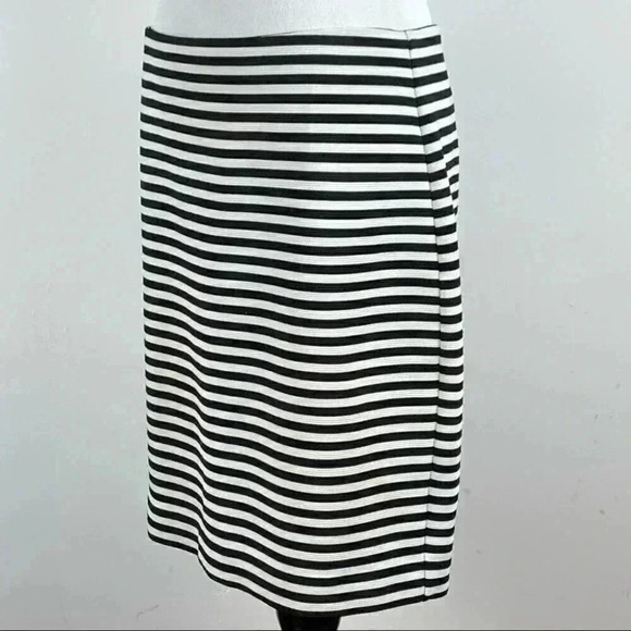 Ann Taylor loft outlet womens skirt size 6 Black white striped pencil - Picture 7 of 9
